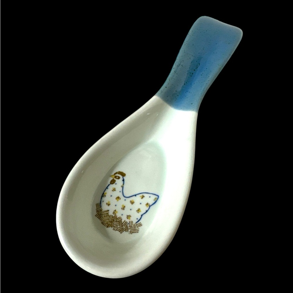 Vintage Otagiri Blue and White Ceramic Spoon Rest with Hen Design (1-M)